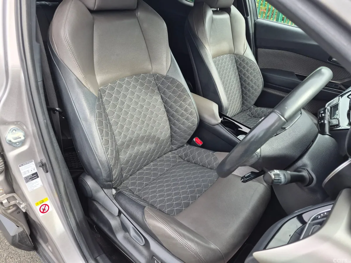 Toyota C-HR Hatchback, Petrol Hybrid, 2020, Grey