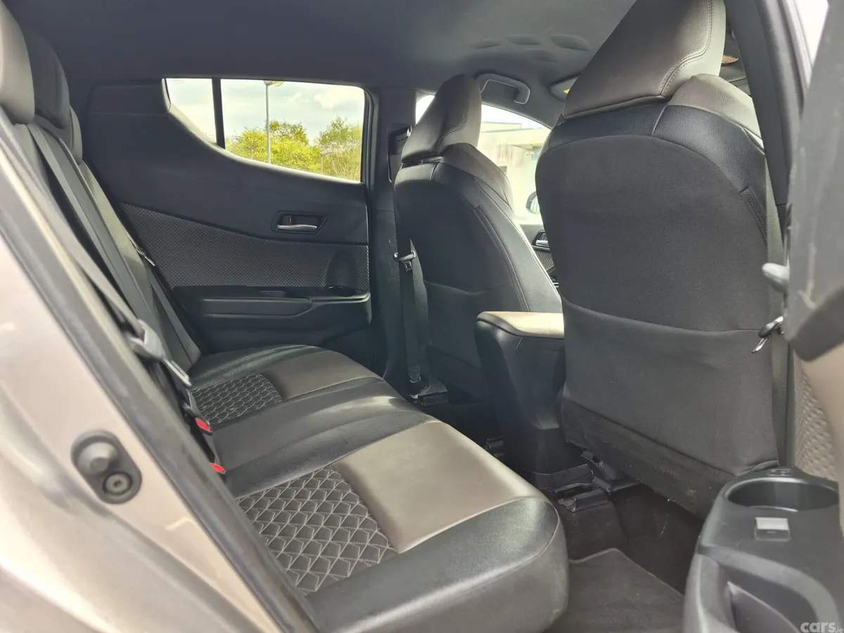 Toyota C-HR Hatchback, Petrol Hybrid, 2020, Grey