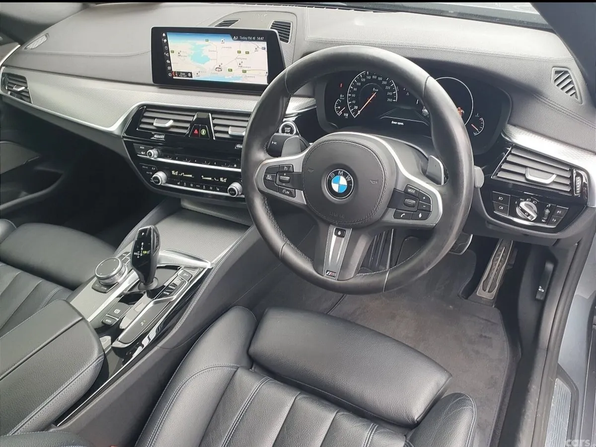 BMW 5-Series Saloon, Diesel, 2019, Blue