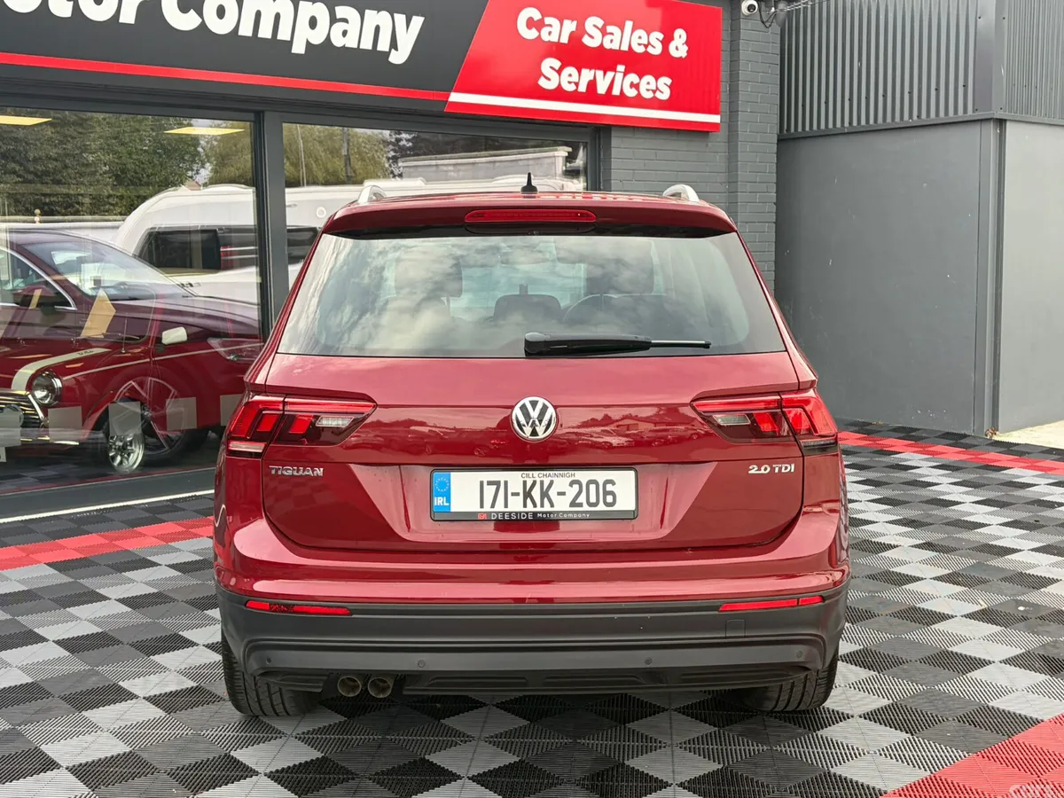 Volkswagen Tiguan SUV, Diesel, 2017, Red