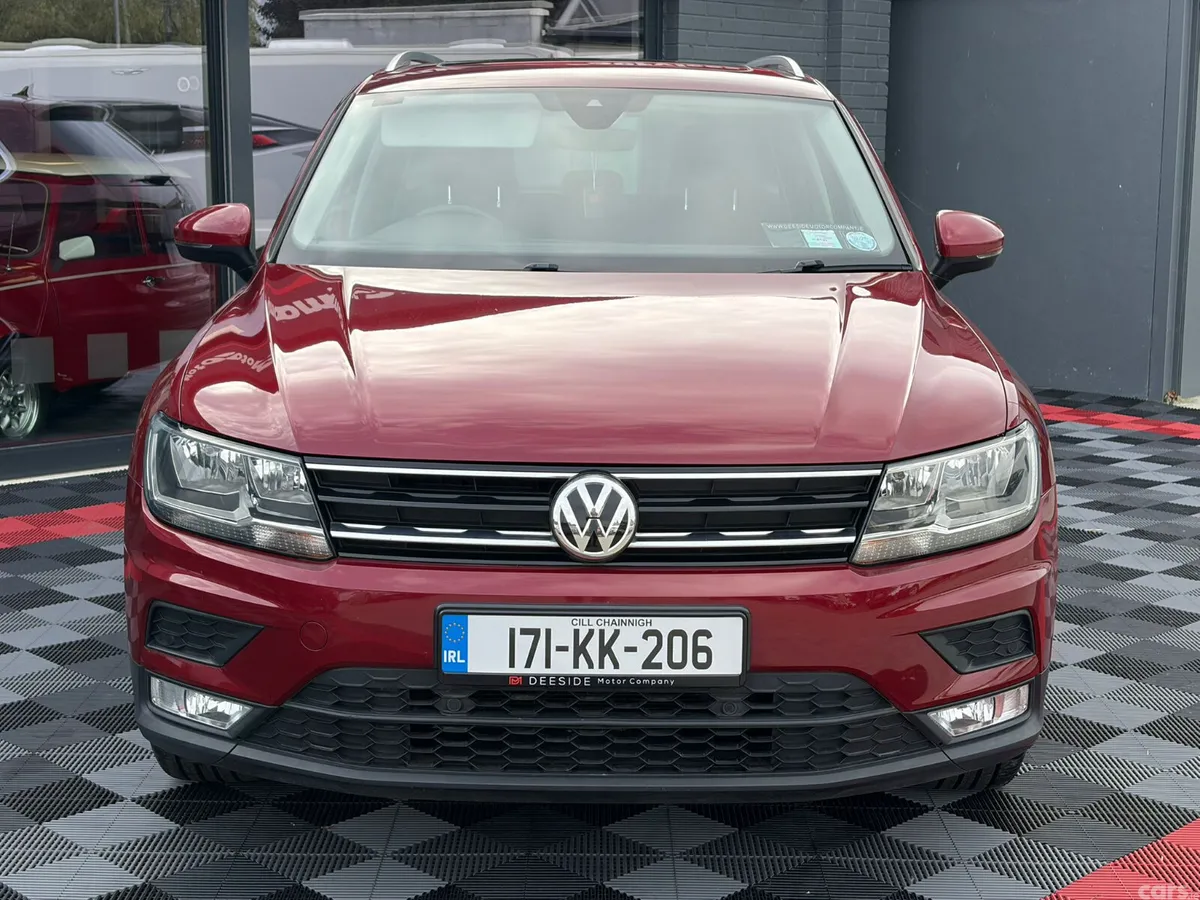 Volkswagen Tiguan SUV, Diesel, 2017, Red