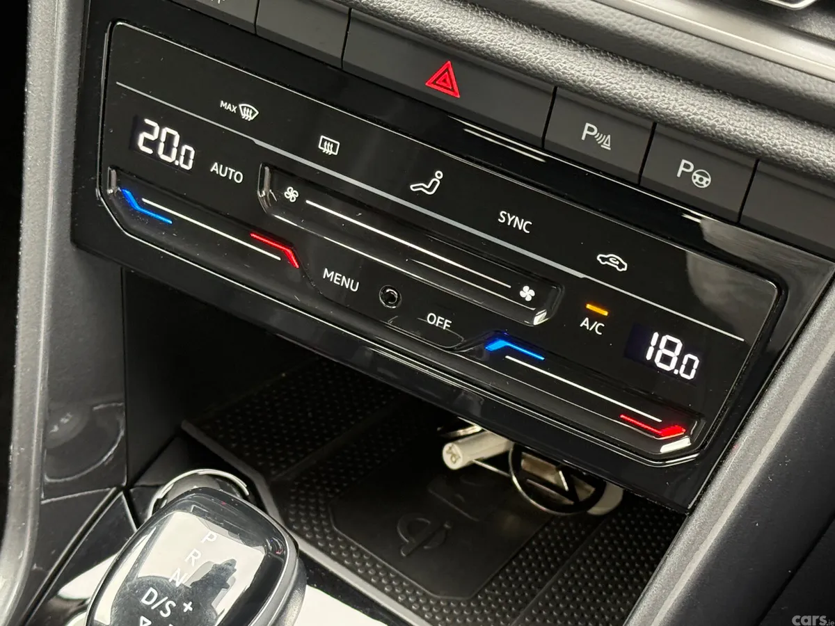 Volkswagen T-Roc SUV, Diesel, 2023, Red