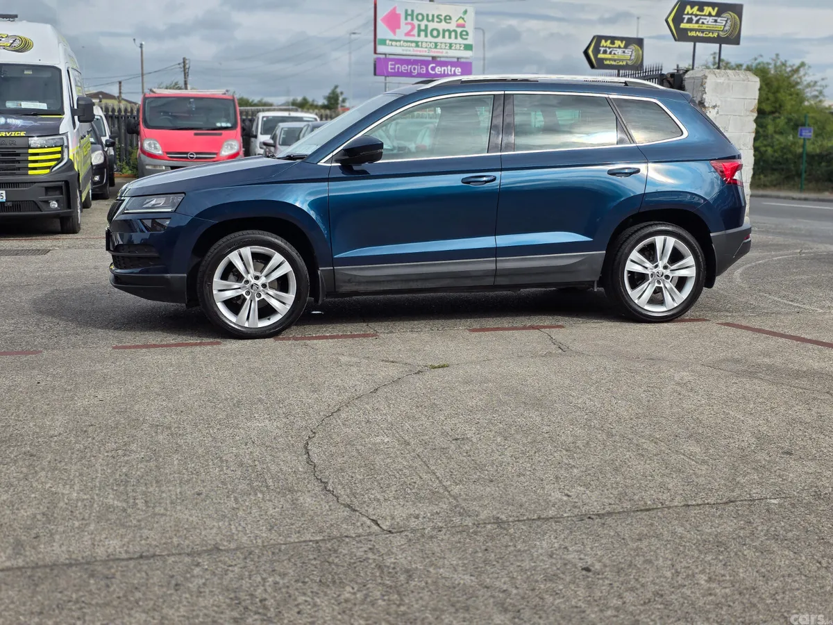 Skoda Karoq Estate/Jeep, Petrol, 2019, Blue