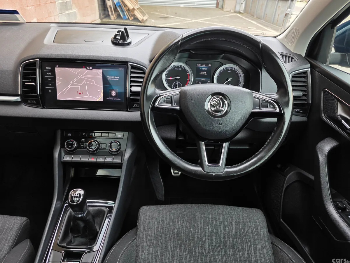 Skoda Karoq Estate/Jeep, Petrol, 2019, Blue