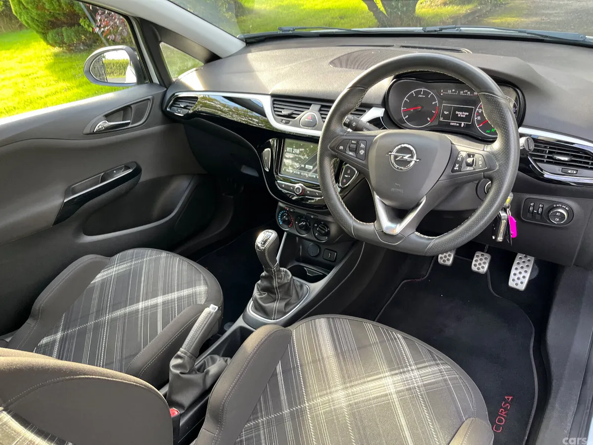 Opel Corsa Hatchback, Petrol, 2019, White