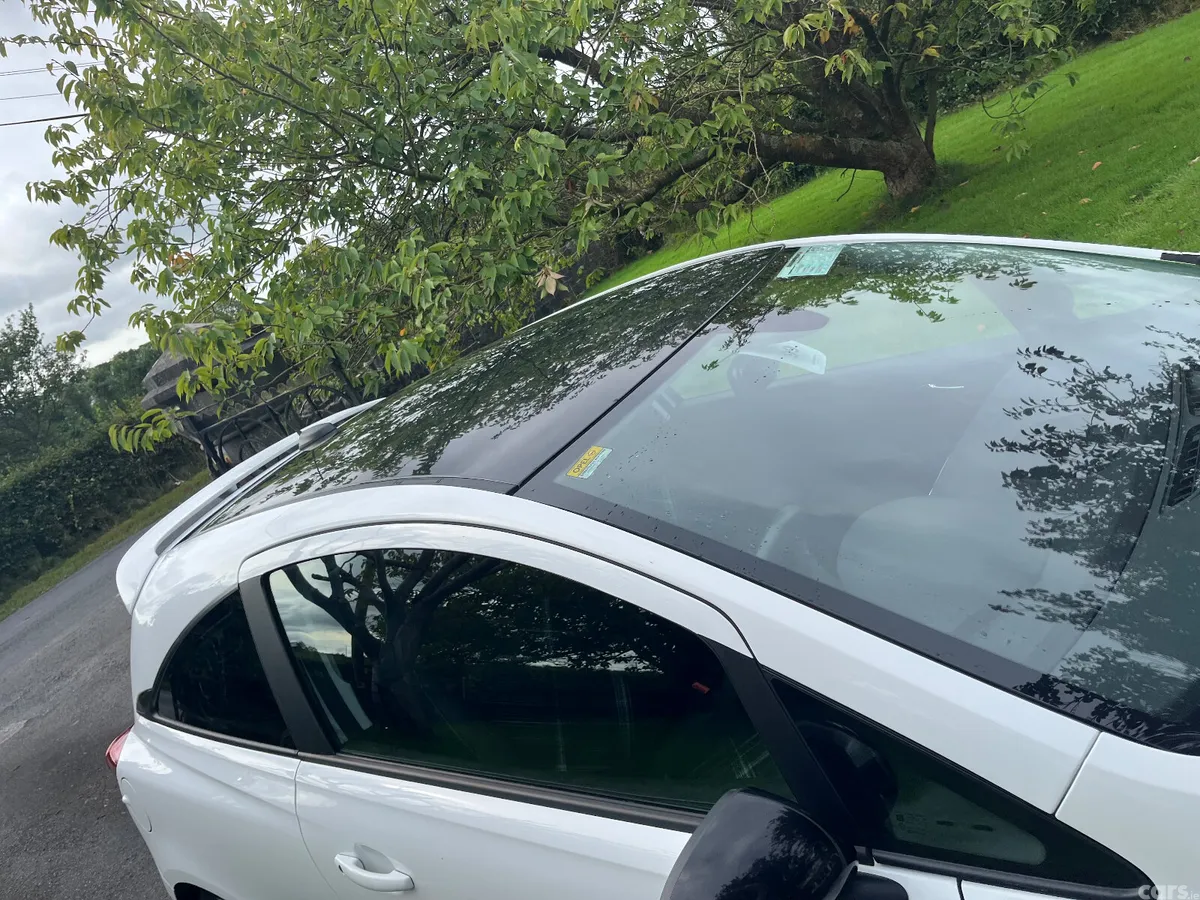 Opel Corsa Hatchback, Petrol, 2019, White