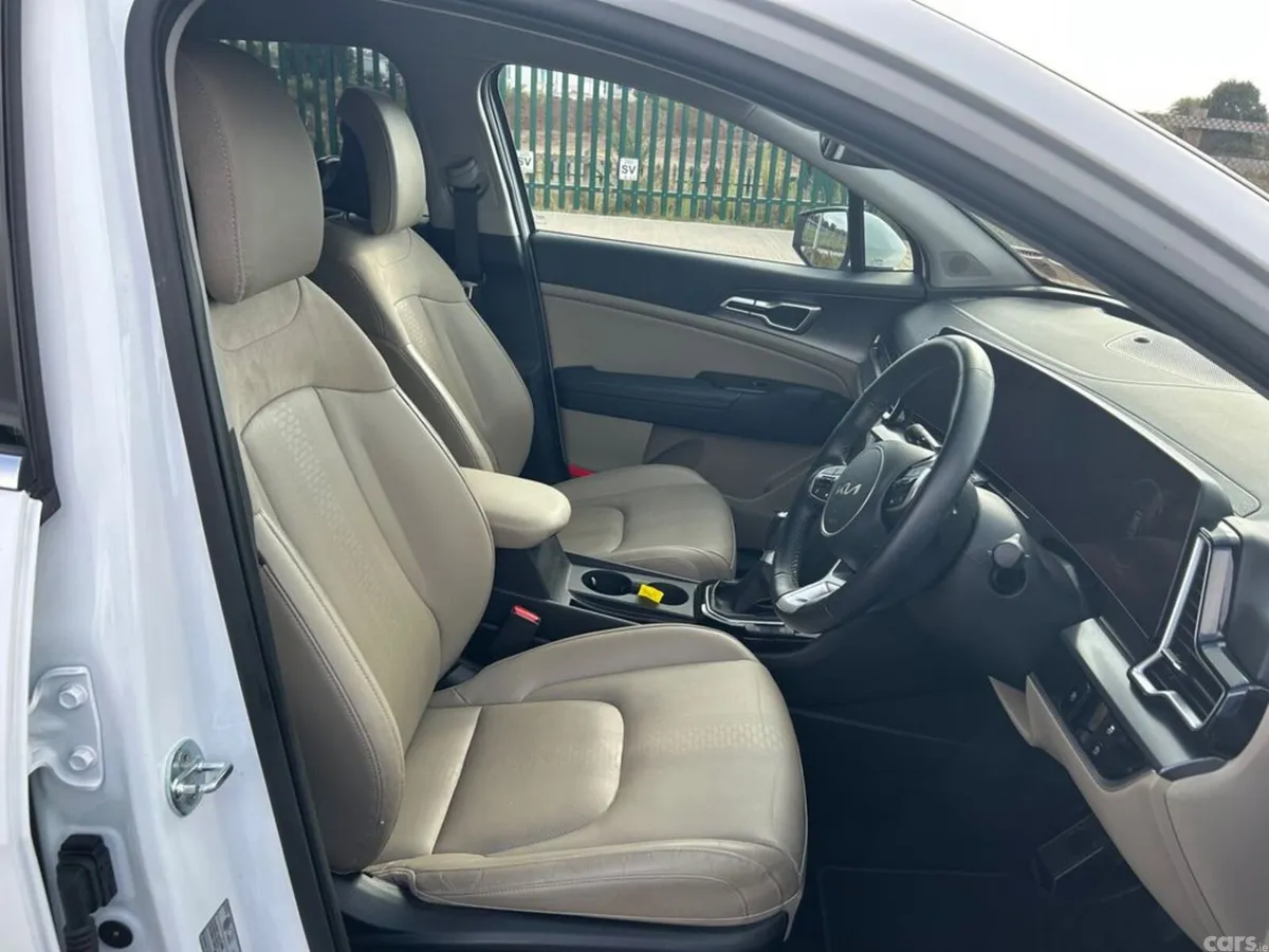 Kia Sportage SUV, Diesel, 2022, White