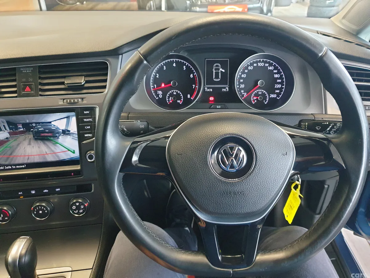 Volkswagen Golf Hatchback, Petrol, 2017, Blue