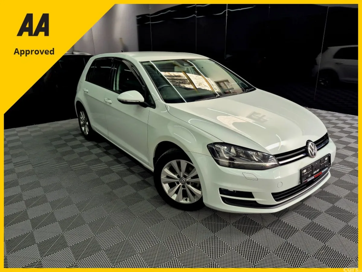 Volkswagen Golf Hatchback, Petrol, 2016, White