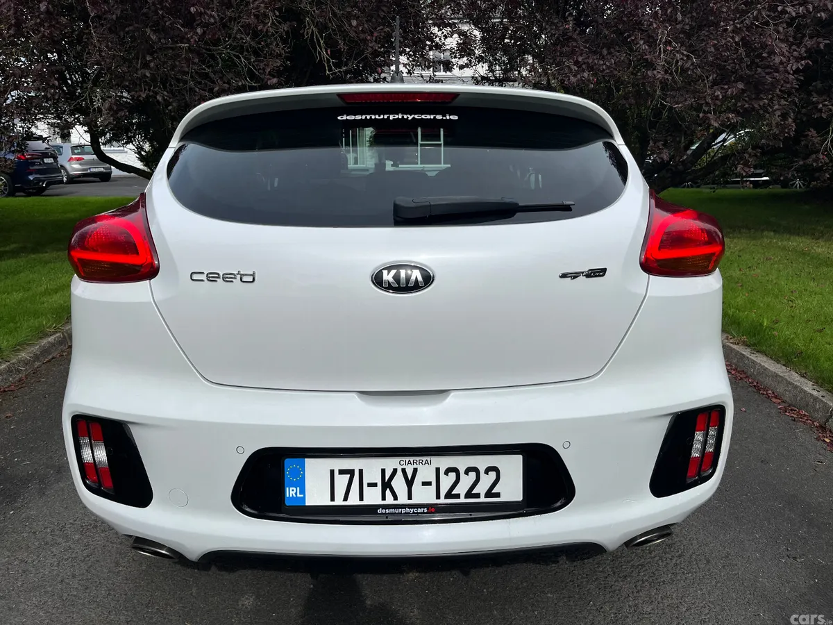 Kia Ceed Hatchback, Diesel, 2017, White