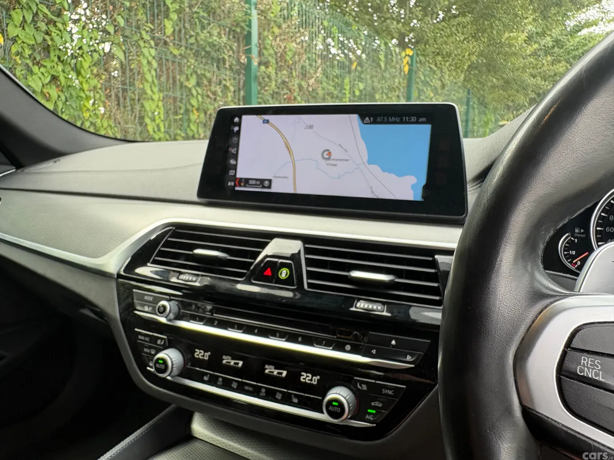 BMW 5-Series Saloon, Diesel, 2017, Blue