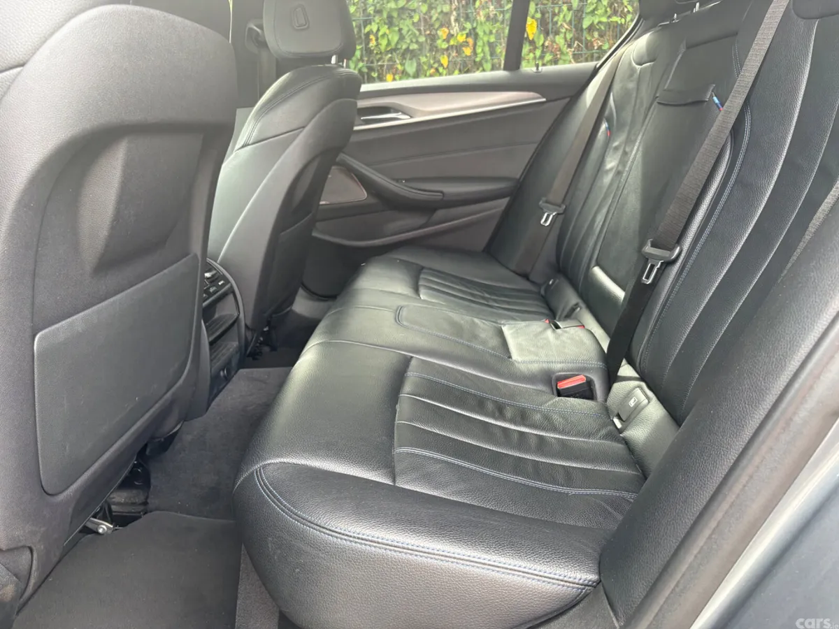 BMW 5-Series Saloon, Diesel, 2017, Blue