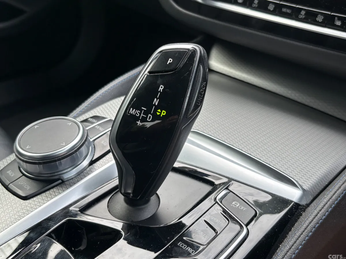 BMW 5-Series Saloon, Diesel, 2017, Blue
