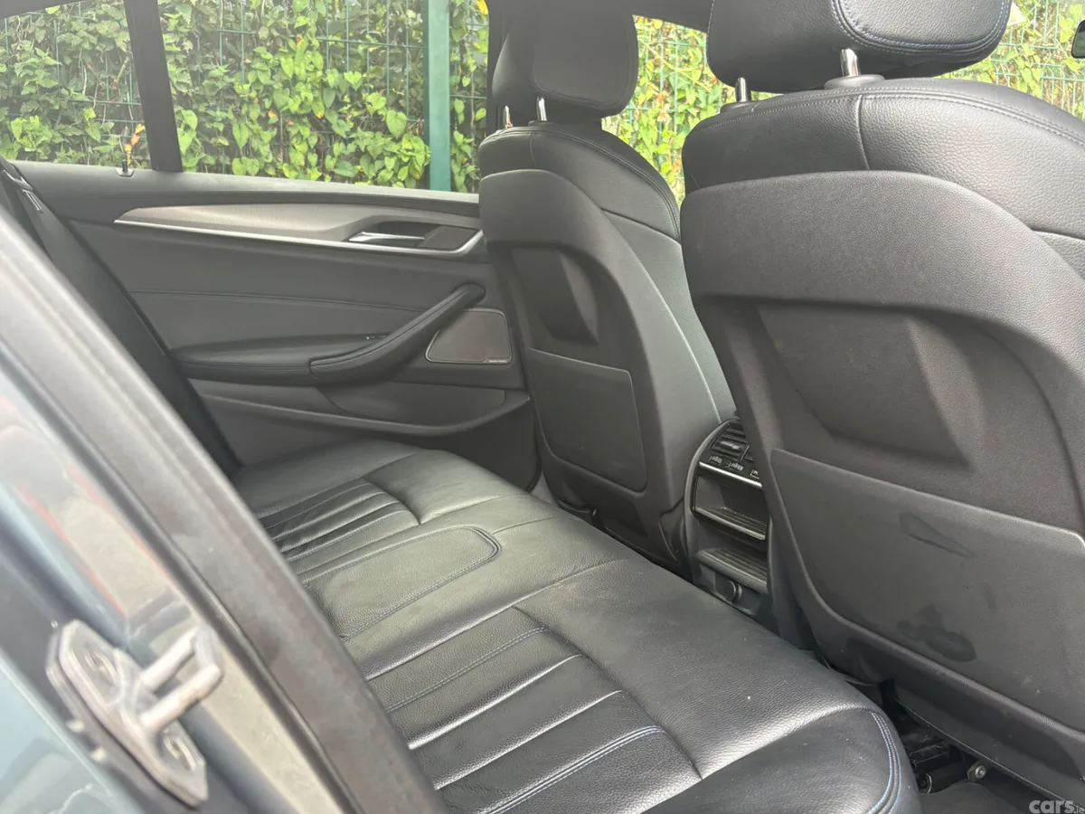 BMW 5-Series Saloon, Diesel, 2017, Blue