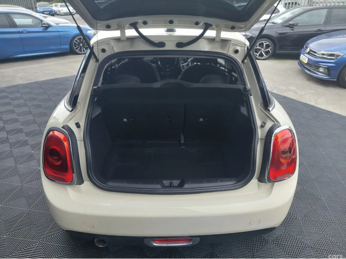 Mini Cooper Hatchback, Petrol, 2016, White