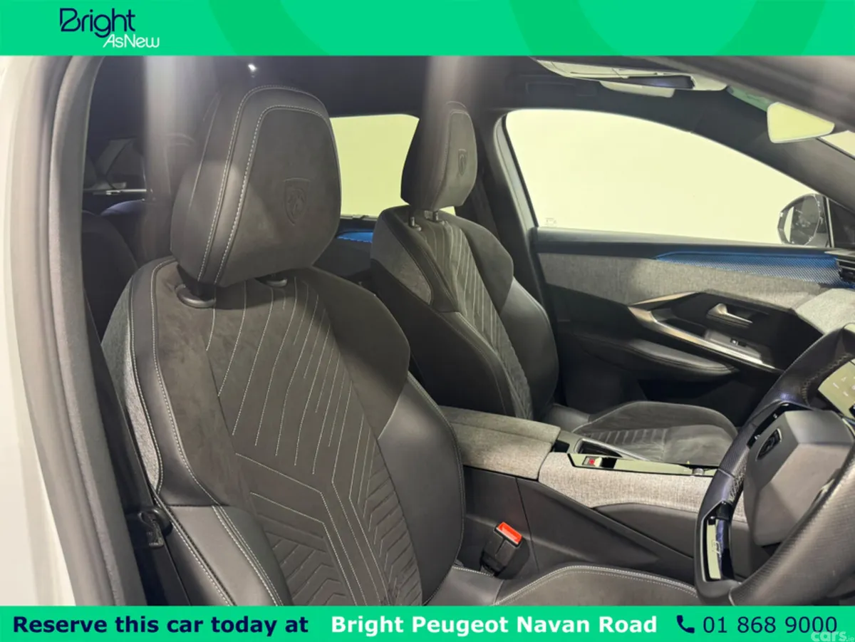 Peugeot 5008 MPV, Electric, 2025, White