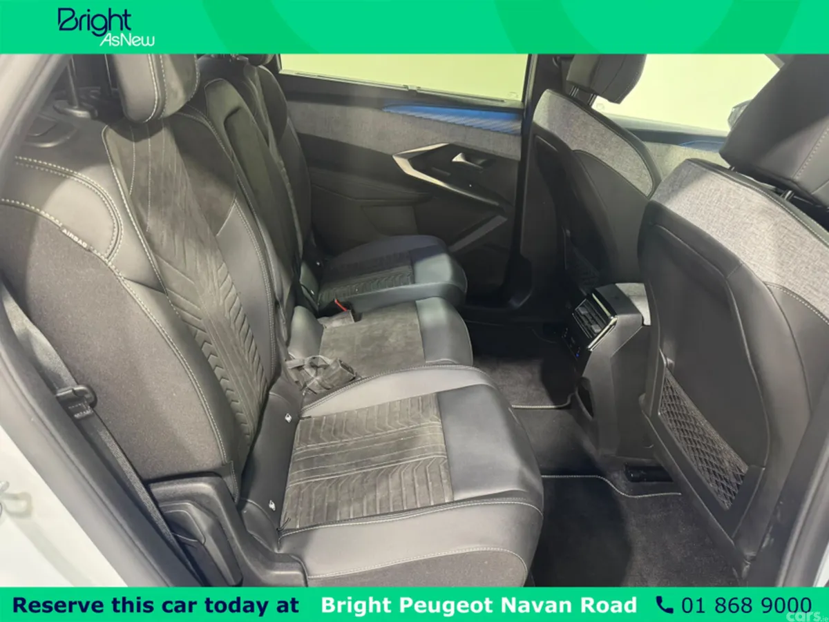 Peugeot 5008 MPV, Electric, 2025, White