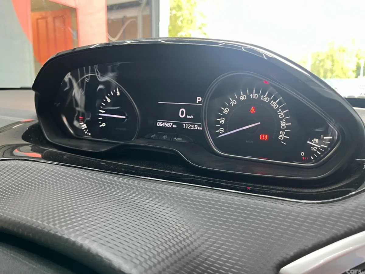 Peugeot 2008 SUV, Petrol, 2017, White