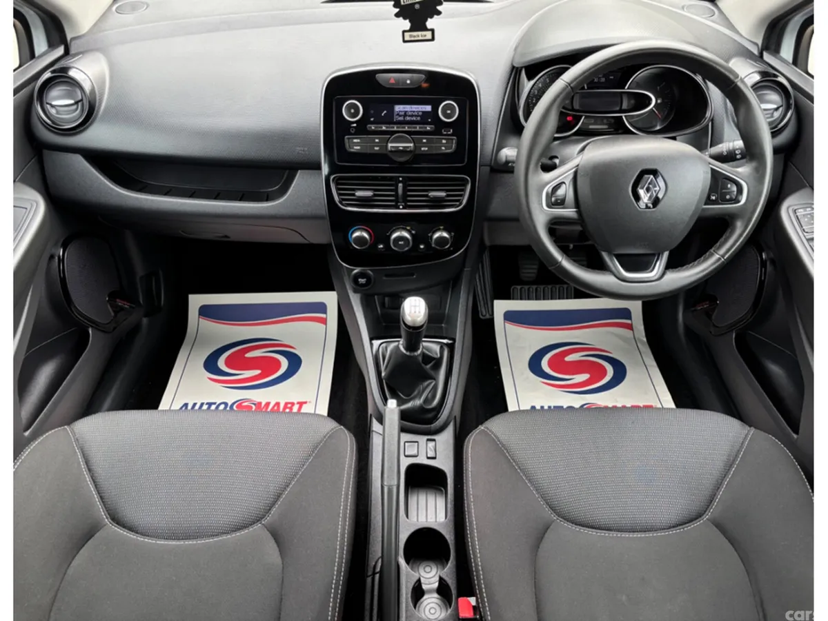 Renault Clio Hatchback, Petrol, 2019, White