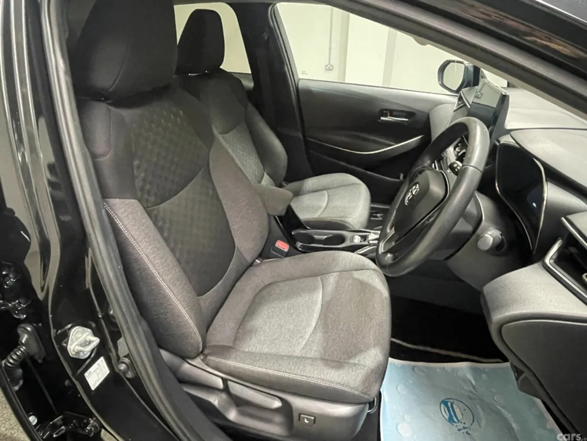 Toyota Corolla Saloon, Petrol Hybrid, 2023, Black