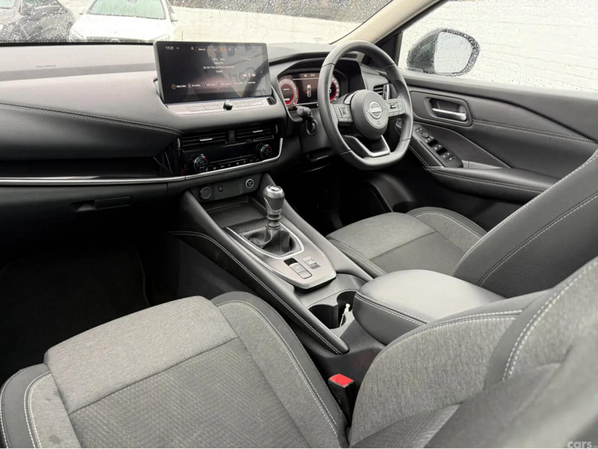 Nissan Qashqai Hatchback, Petrol, 2023, Black