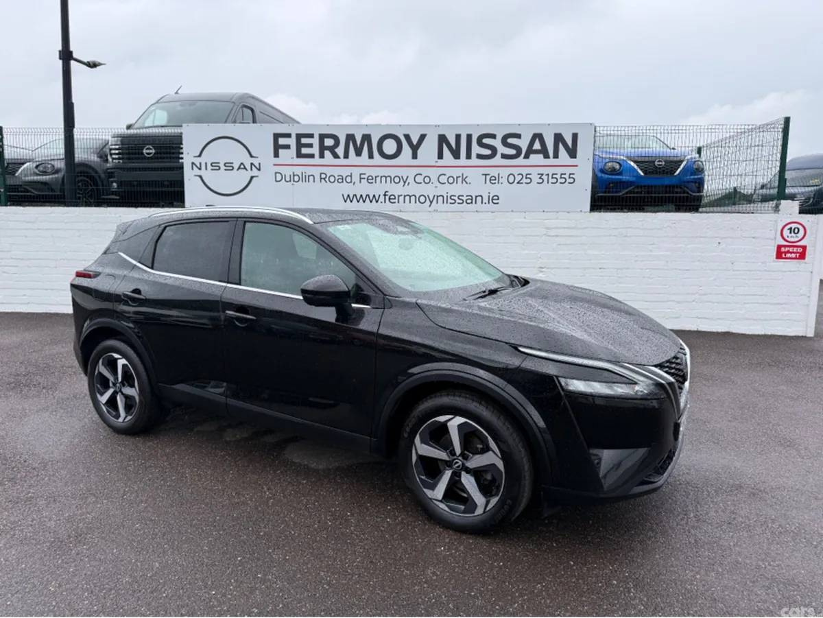 Nissan Qashqai Hatchback, Petrol, 2023, Black
