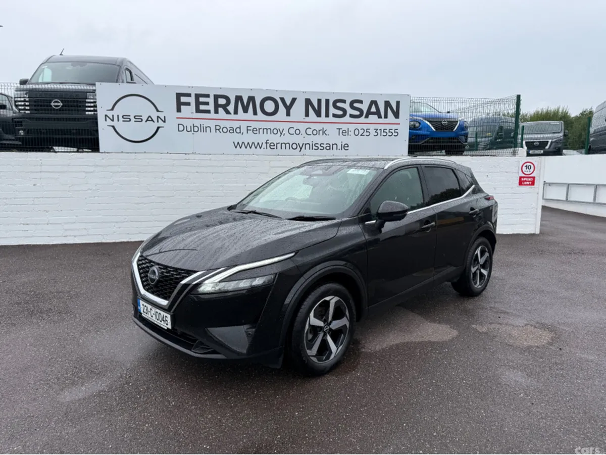Nissan Qashqai Hatchback, Petrol, 2023, Black