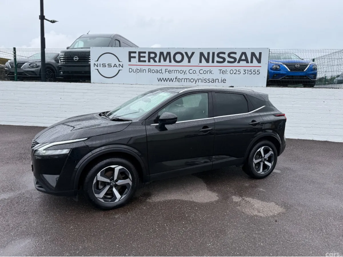 Nissan Qashqai Hatchback, Petrol, 2023, Black