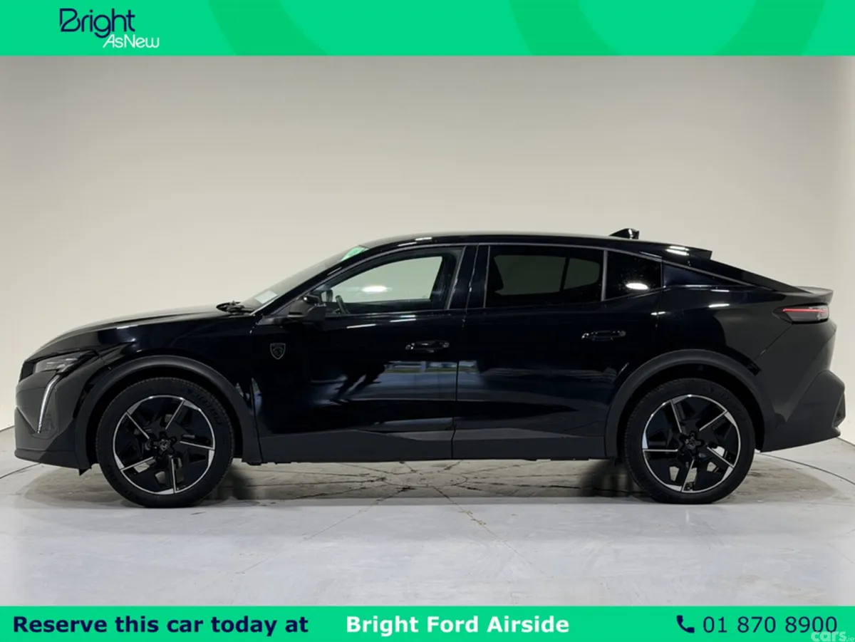 Peugeot 408 Hatchback, Petrol, 2023, Black