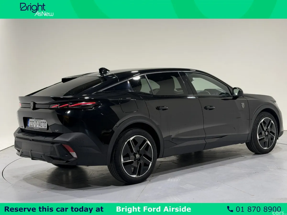 Peugeot 408 Hatchback, Petrol, 2023, Black