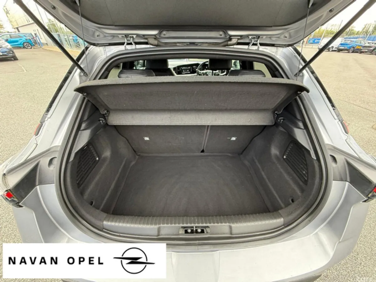 Opel Mokka SUV, Petrol, 2024, Grey