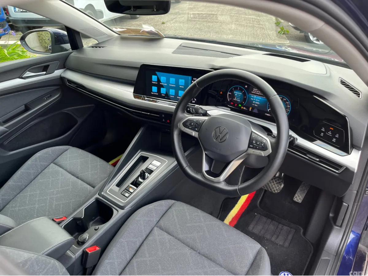 Volkswagen Golf Hatchback, Diesel, 2023, Blue