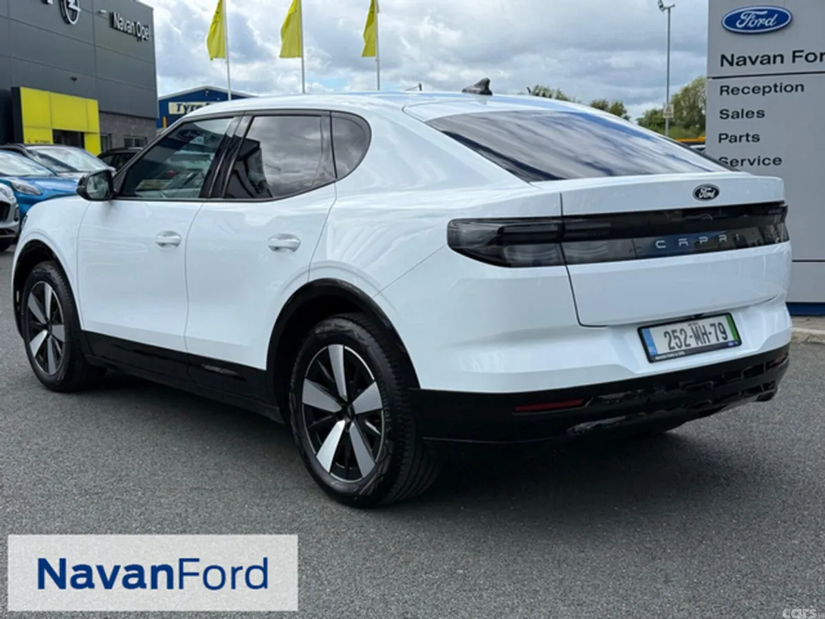 Ford Capri SUV, Electric, 2025, White