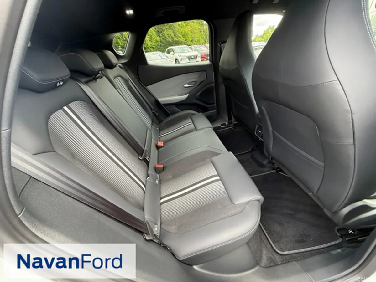 Ford Capri SUV, Electric, 2025, White