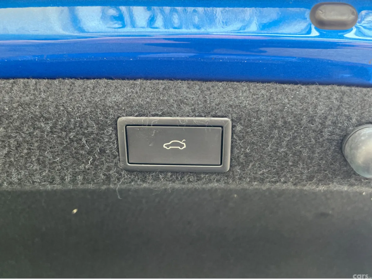 Skoda Octavia Saloon, Diesel, 2022, Blue