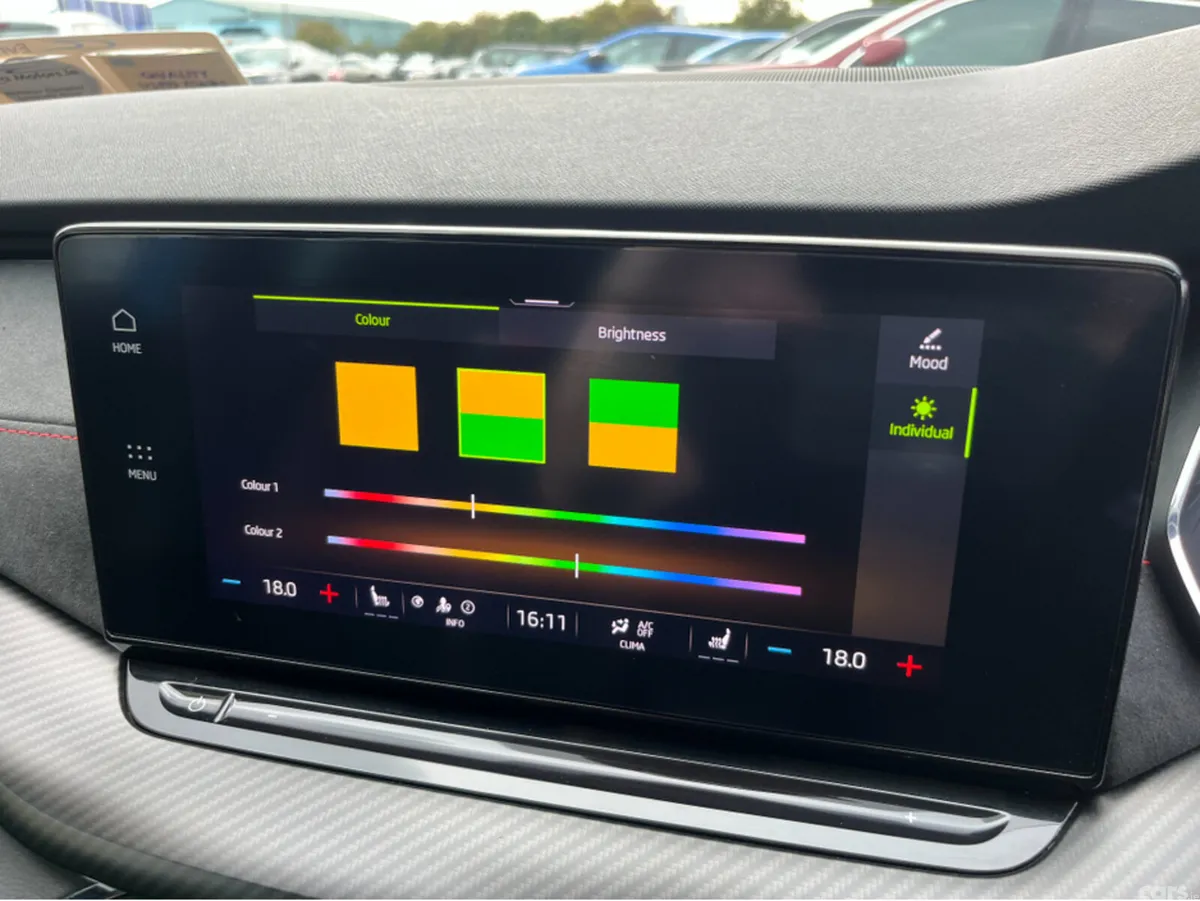 Skoda Octavia Saloon, Diesel, 2022, Blue