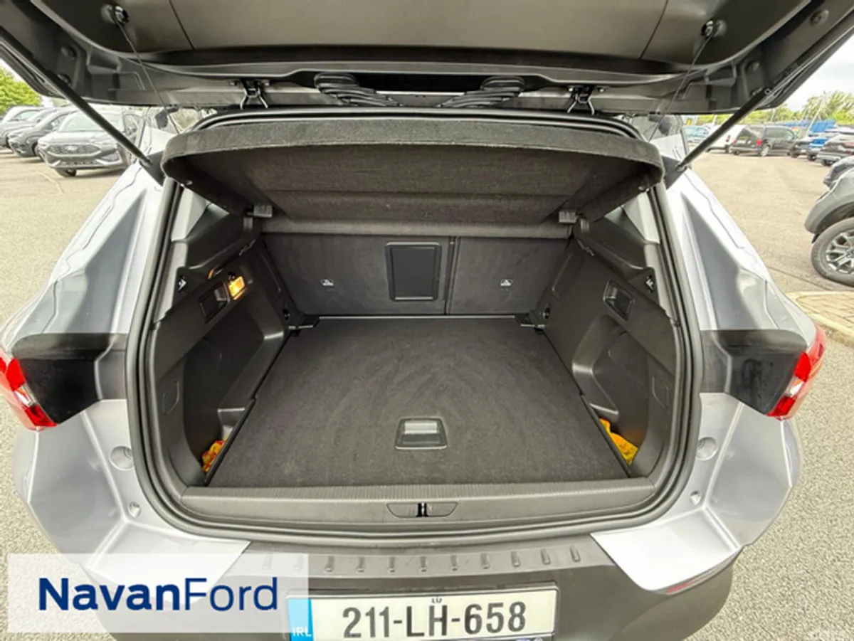 Opel Grandland X SUV, Diesel, 2021, Grey