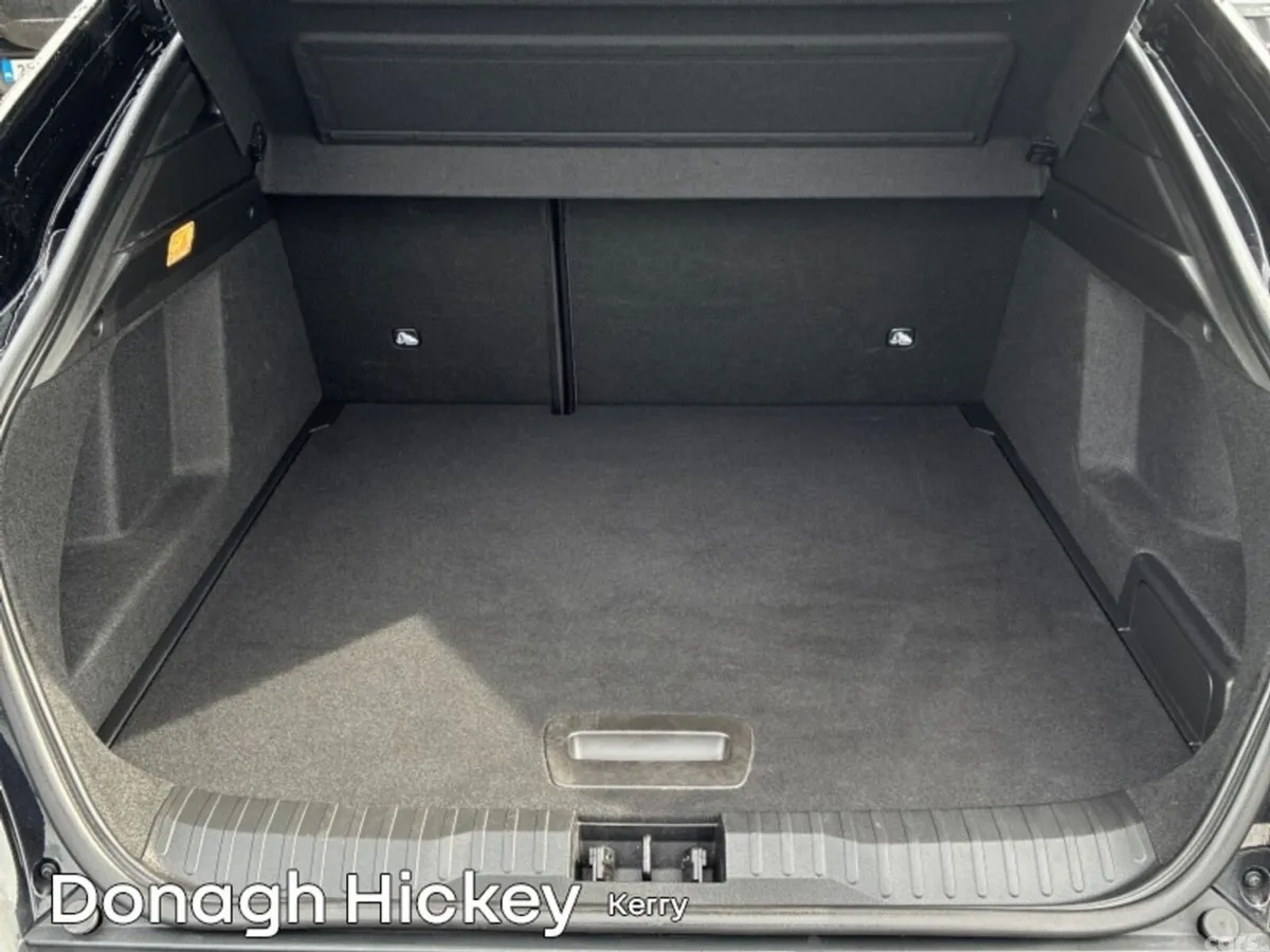 Renault Arkana SUV, Petrol, 2023, Black