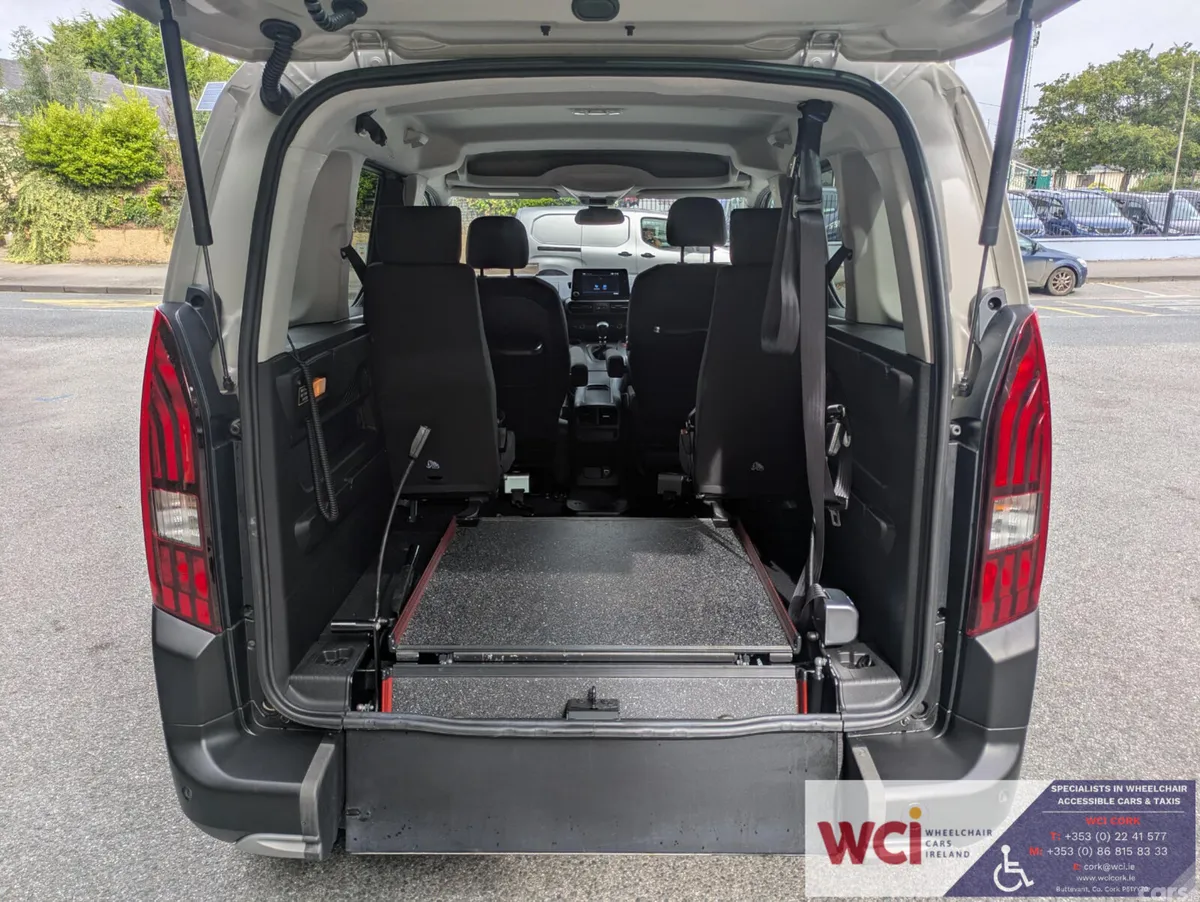 Peugeot Rifter MPV, Diesel, 2021, Beige