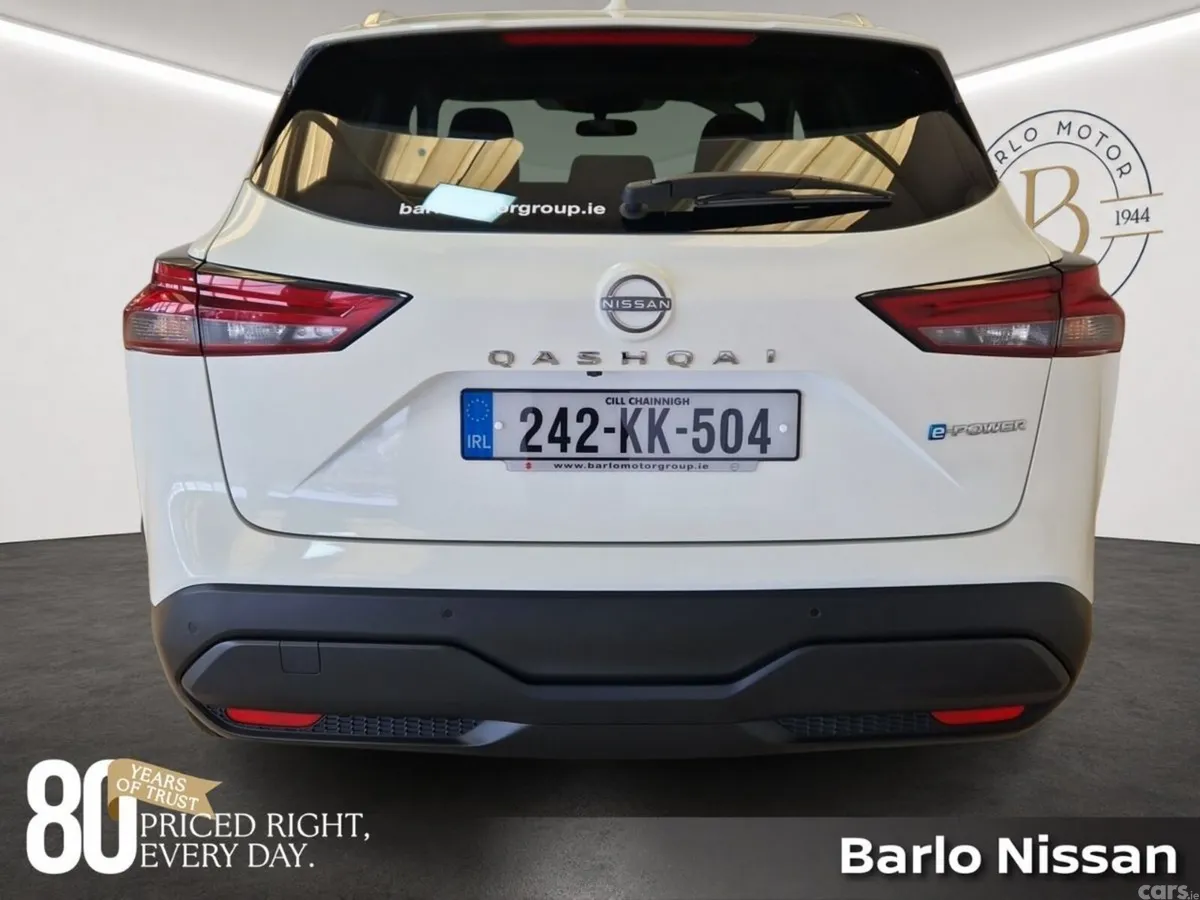 Nissan Qashqai MPV, Petrol, 2024, White