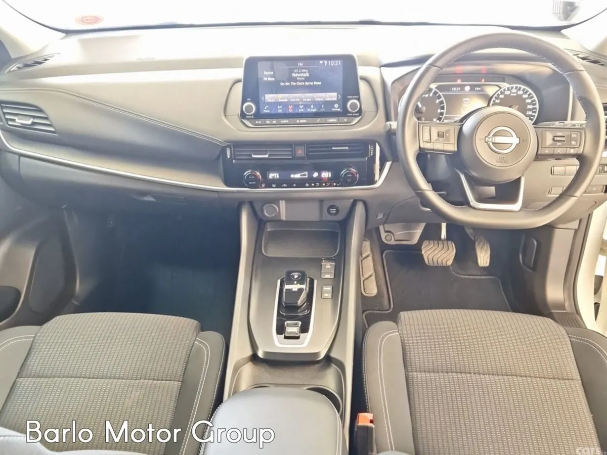 Nissan Qashqai MPV, Petrol, 2024, White
