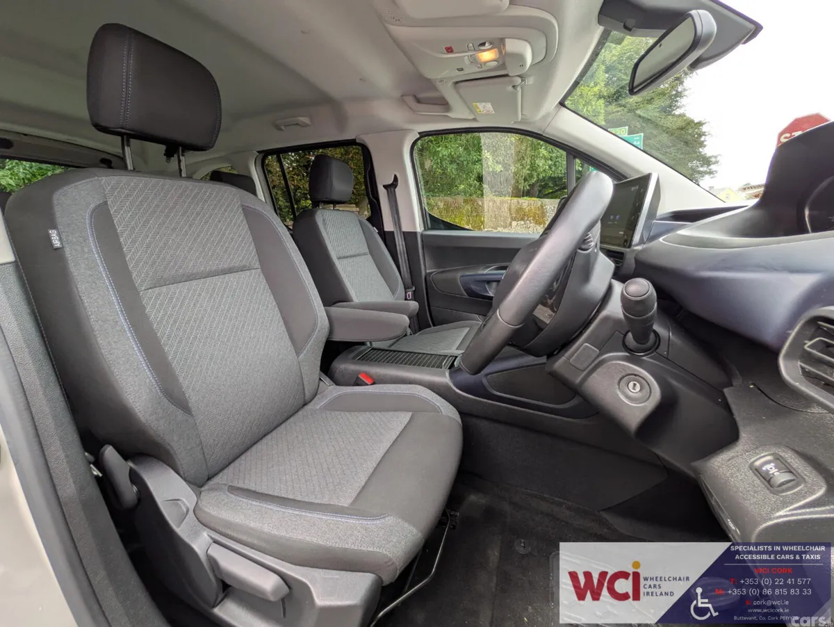 Peugeot Rifter MPV, Diesel, 2021, Beige