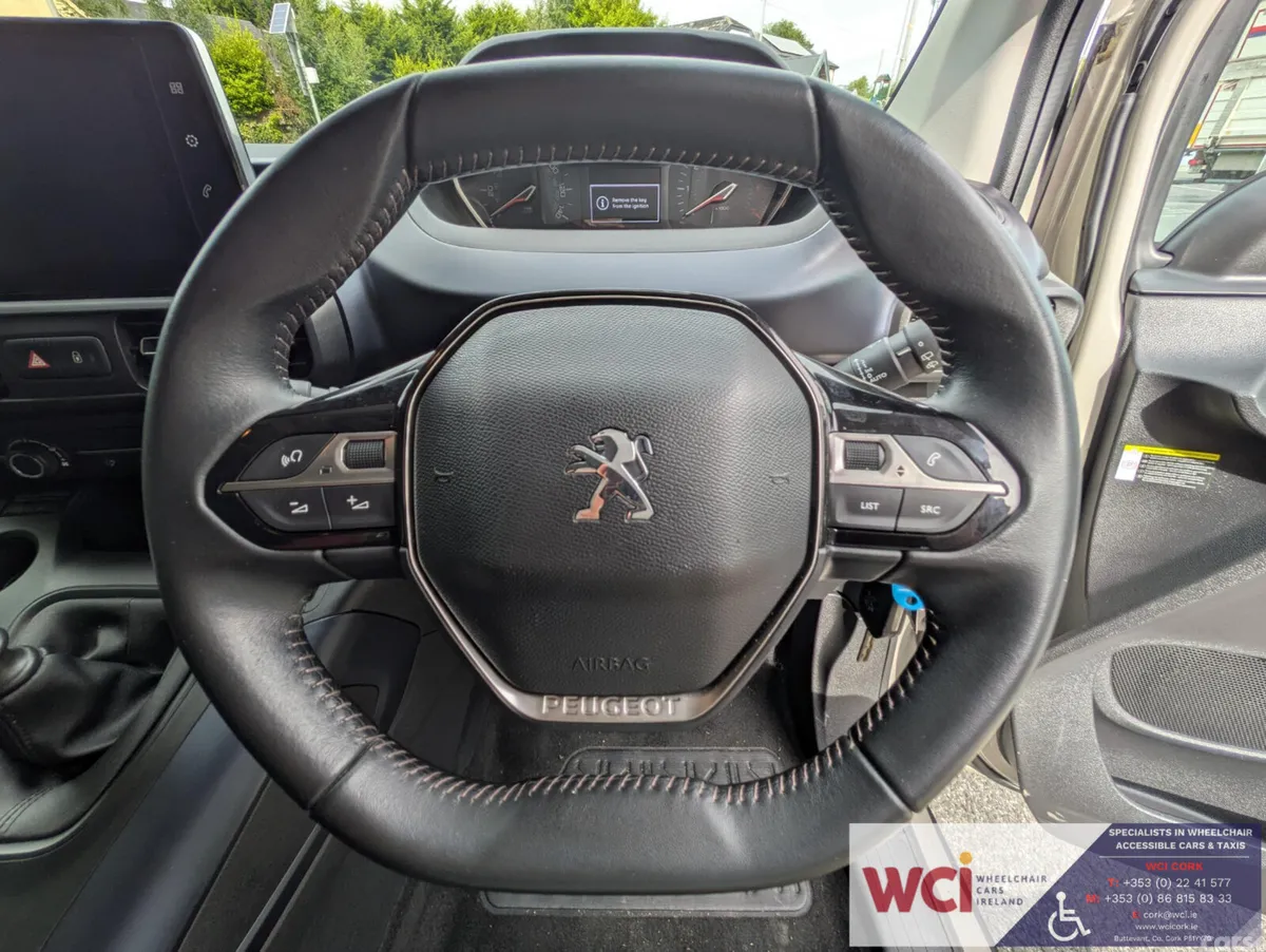 Peugeot Rifter MPV, Diesel, 2021, Beige
