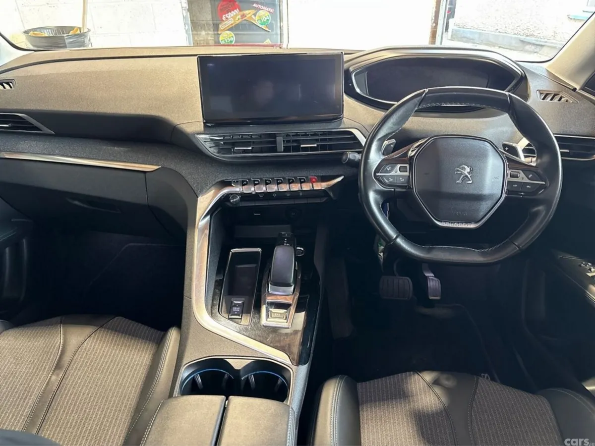 Peugeot 3008 MPV, Petrol Plug-in Hybrid, 2021, Red