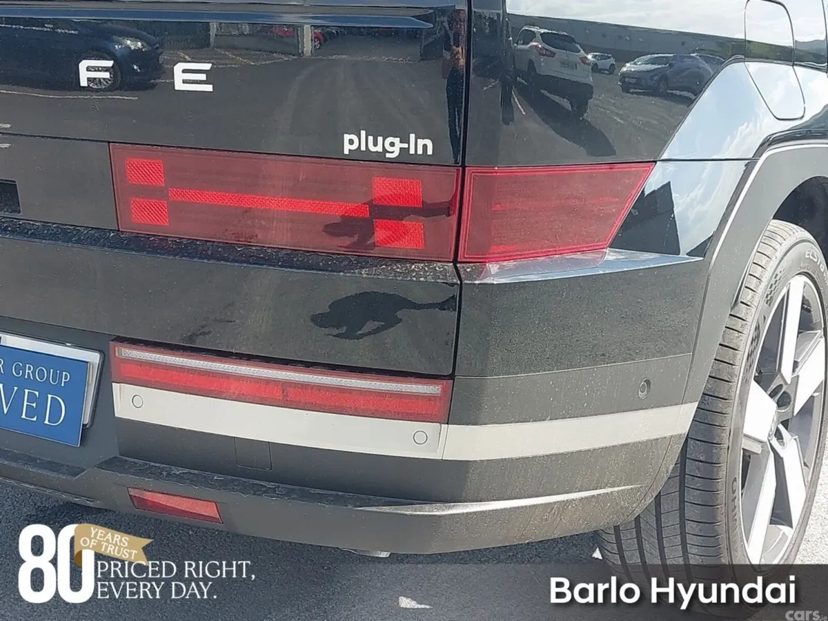 Hyundai Santa Fe SUV, Petrol Plug-in Hybrid, 2026, Black