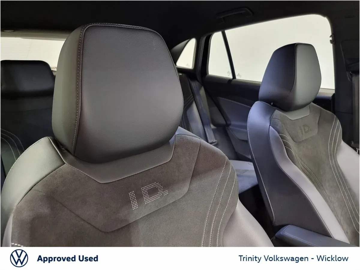 Volkswagen ID.4 SUV, Electric, 2026, Black