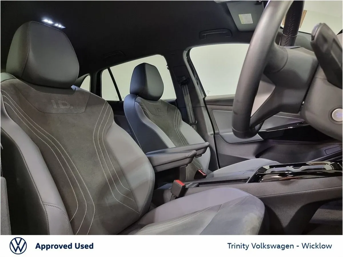 Volkswagen ID.4 SUV, Electric, 2026, Black