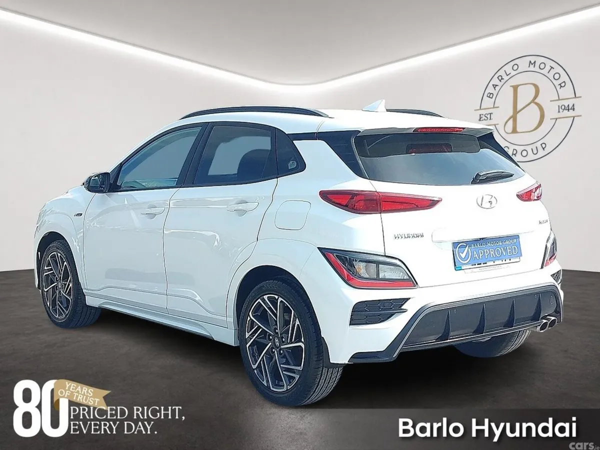 Hyundai KONA MPV, Petrol, 2022, White