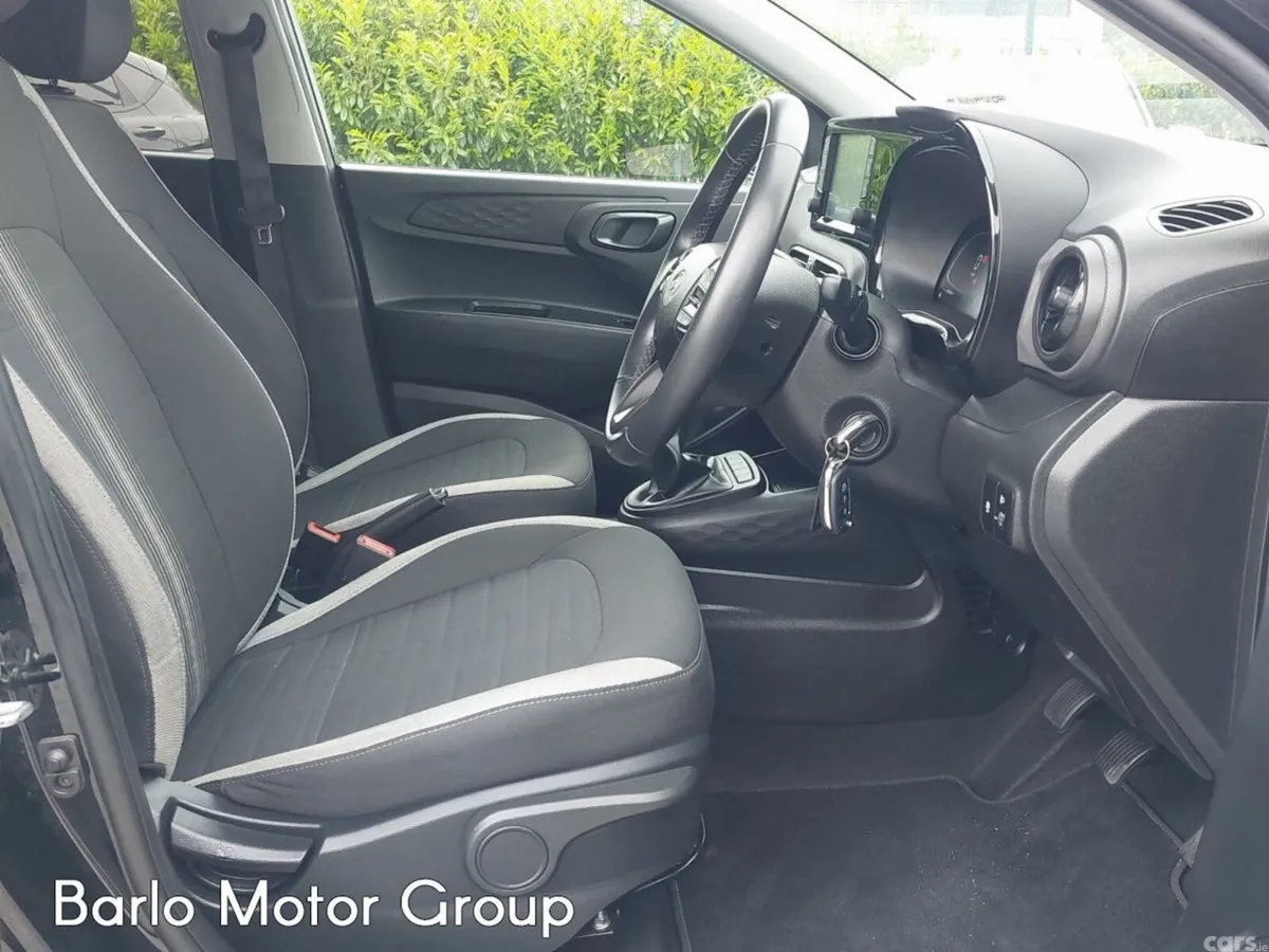 Hyundai i10 Hatchback, Petrol, 2024, Black