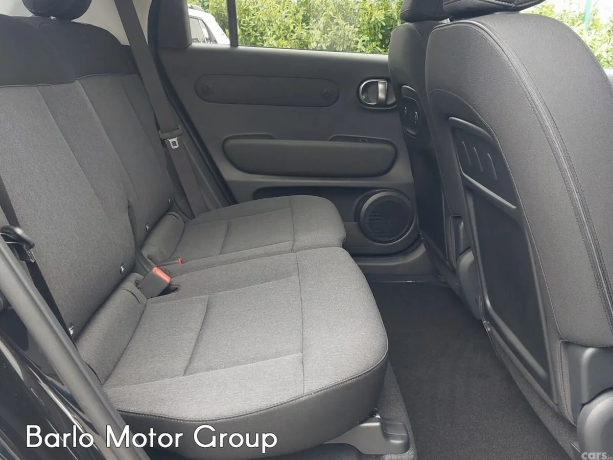 Hyundai INSTER MPV, Electric, 2026, Black